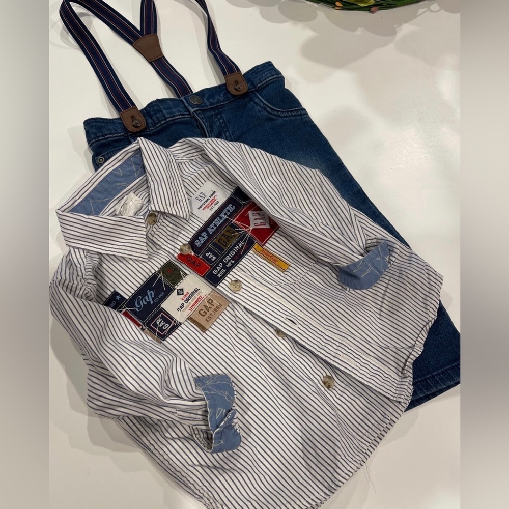 $45 Boys, baby gap shirt & jeans with removable suspenders Sz 12 mo